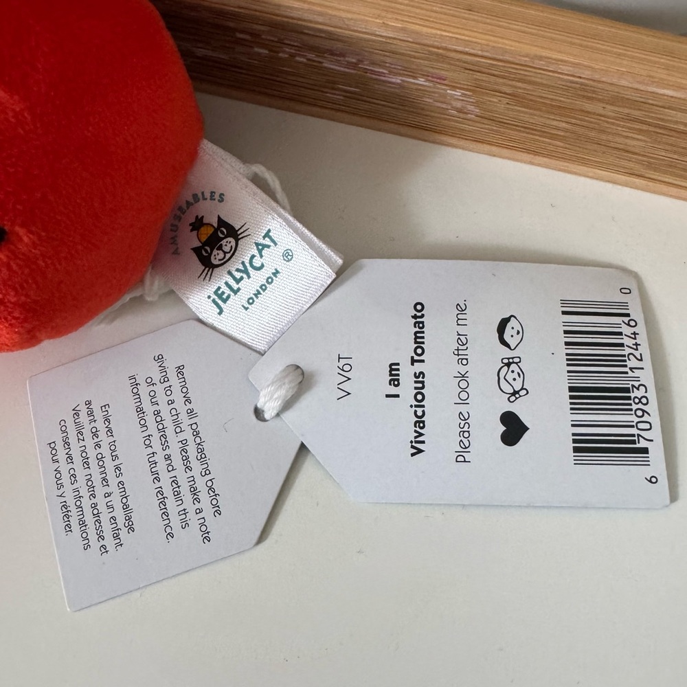 (Retired) JELLYCAT Vivacious Vegetable Tomato Plush - Picture 8 of 8
